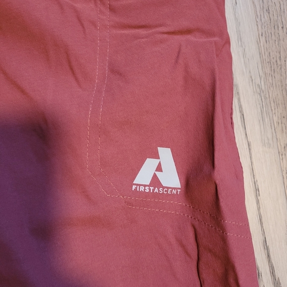 Eddie Bauer First Ascent Rose colored Ankle Capris Sz 16 - Picture 5 of 14